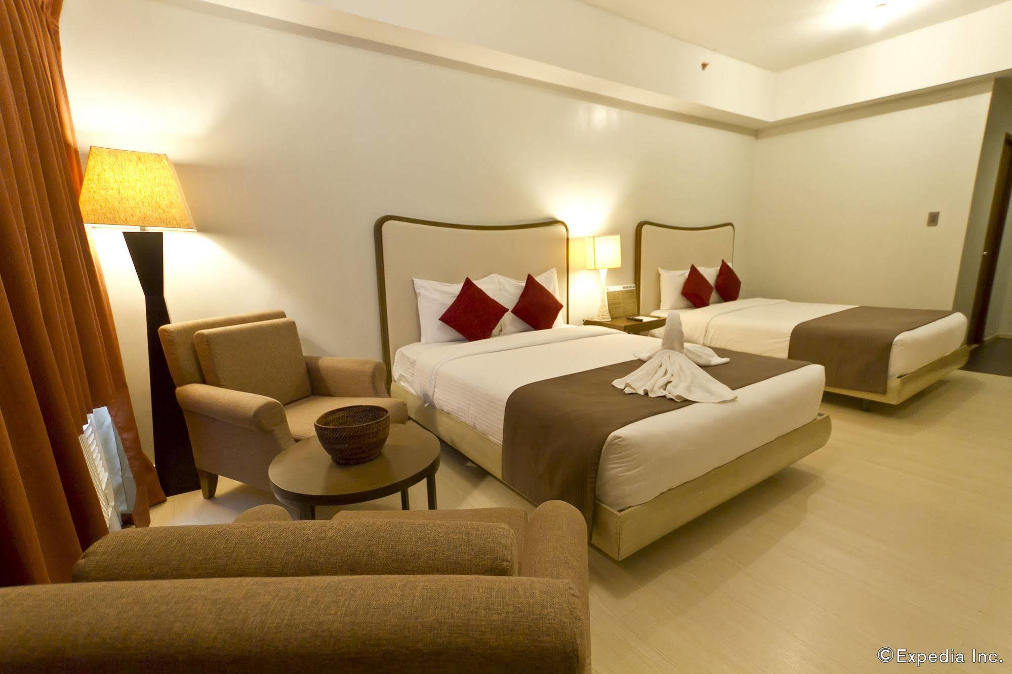La Mirada Hotel Cebu Exterior photo